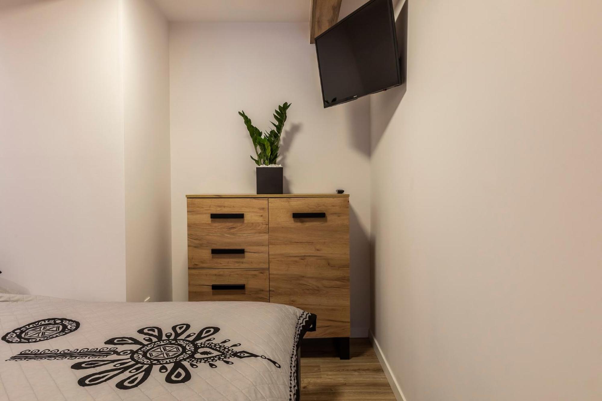 Apartament Tatravika Z Basenem I Widokiem Koscielisko Luaran gambar
