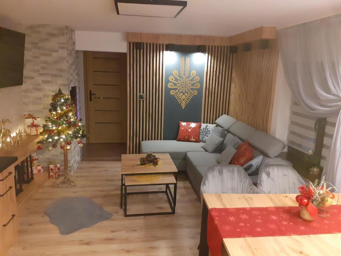 Apartament Tatravika Z Basenem I Widokiem Koscielisko Luaran gambar